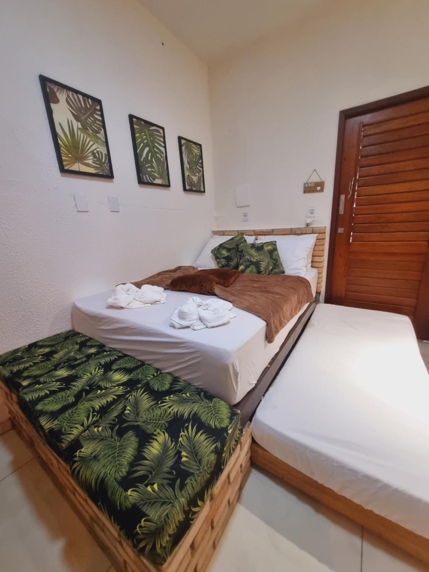 Flats Tres Milagres: Charming With Optional Breakfast
