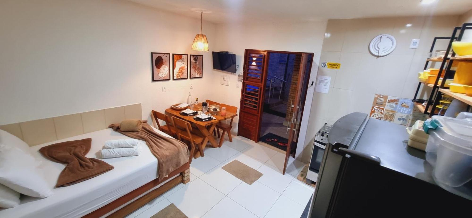 Flats Tres Milagres: Charming With Optional Breakfast *